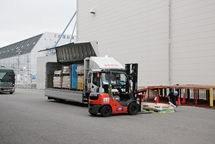 荷物の積み込み